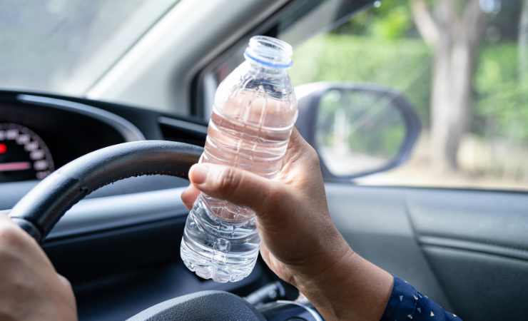 Acqua in auto
