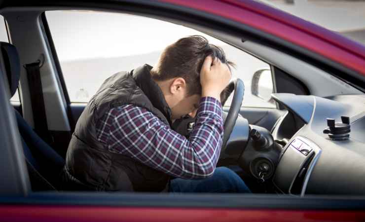 Automobilista triste