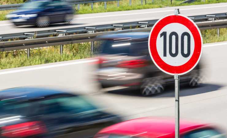Velocità auto