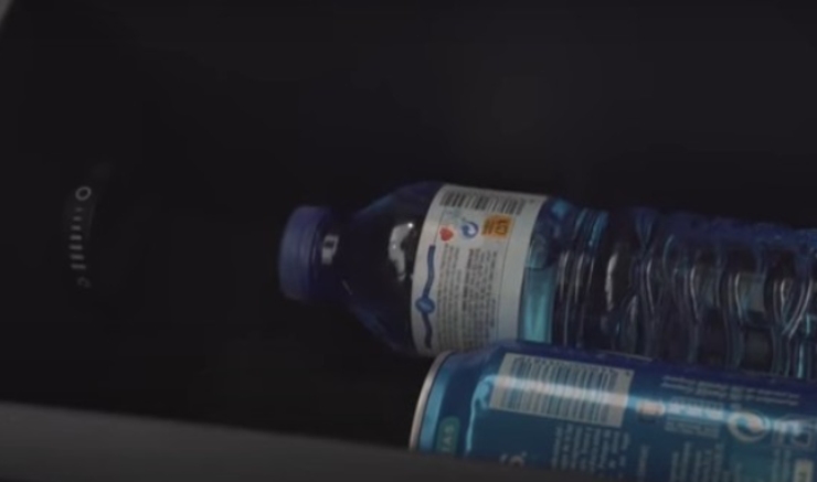 Cassetto refrigerato (Skoda espana - youtube screenshot) - www.vehiclecue.it