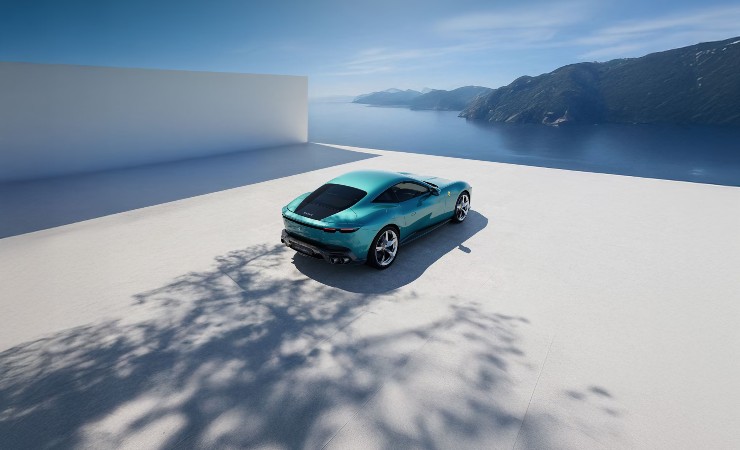 Ferrari Amalfi esterni