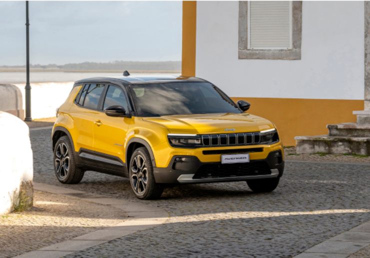 Jeep Avenger (Jeep foto) - www.vehiclecue.it