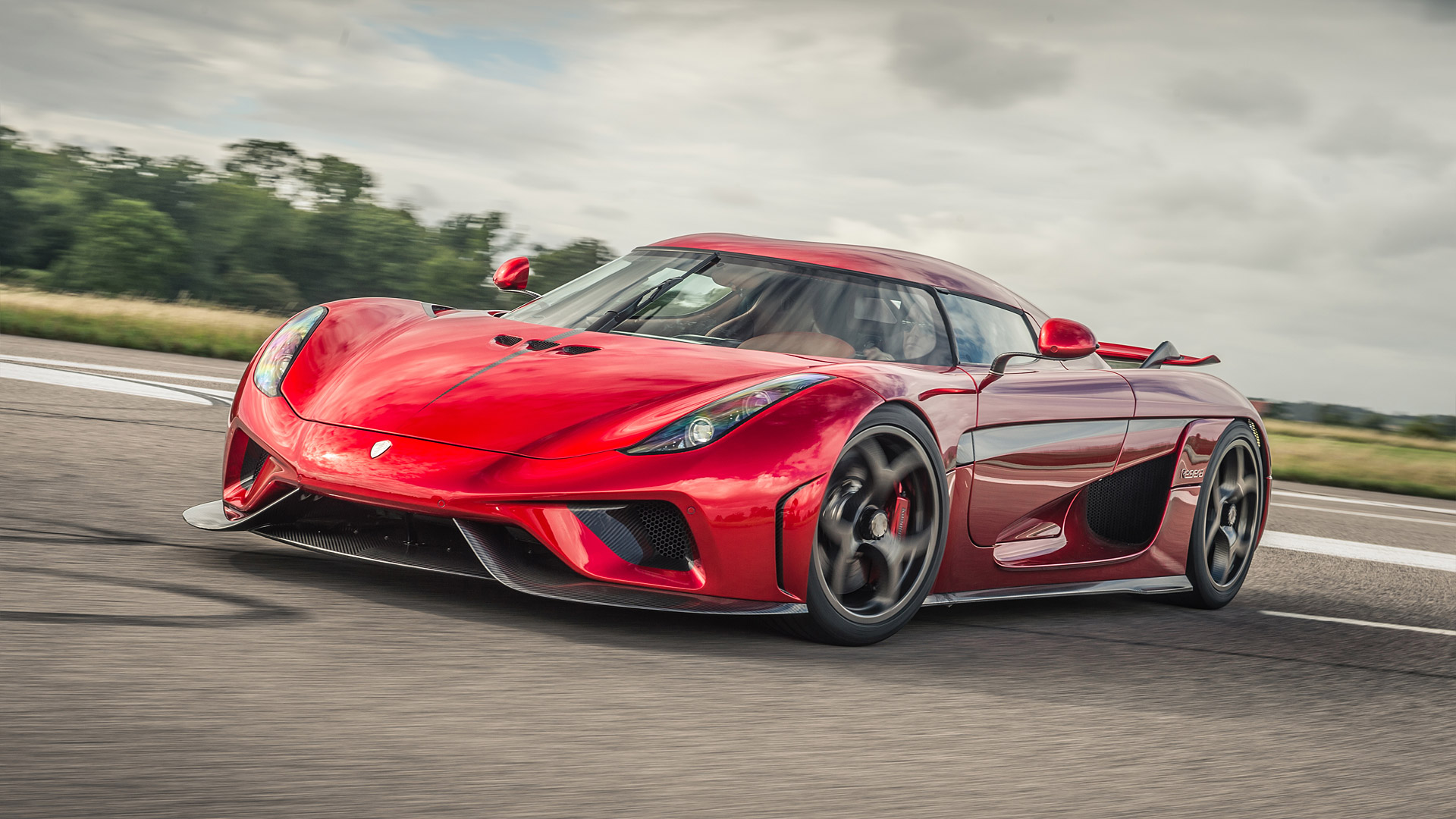 Qual è l’auto più veloce al mondo? Ve lo diciamo noi di Close-up Engineering