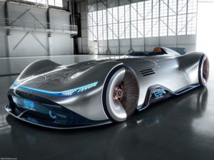 Mercedes Vision EQ Silver Arrow: la vettura del futuro ispirata al passato