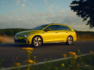 Nuova Volkswagen Golf 8 Variant 2020