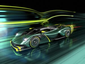 Aston Martin Valkyrie AMR Pro: via il sistema ibrido per la versione da pista