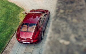 Giorgetto Giugiaro compie 85 anni: ripercorriamo la storia della Bugatti EB112