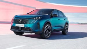 Nuova Peugeot E-3008 2024