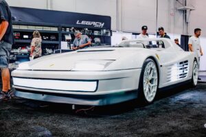 Ferrari Testarossa: al SEMA arriva una variante elettrica molto particolare