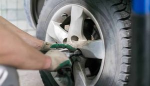 Cambio gomme errore asse sequestro veicolo