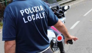 Codice della Strada 4 frecce vietate strade multa