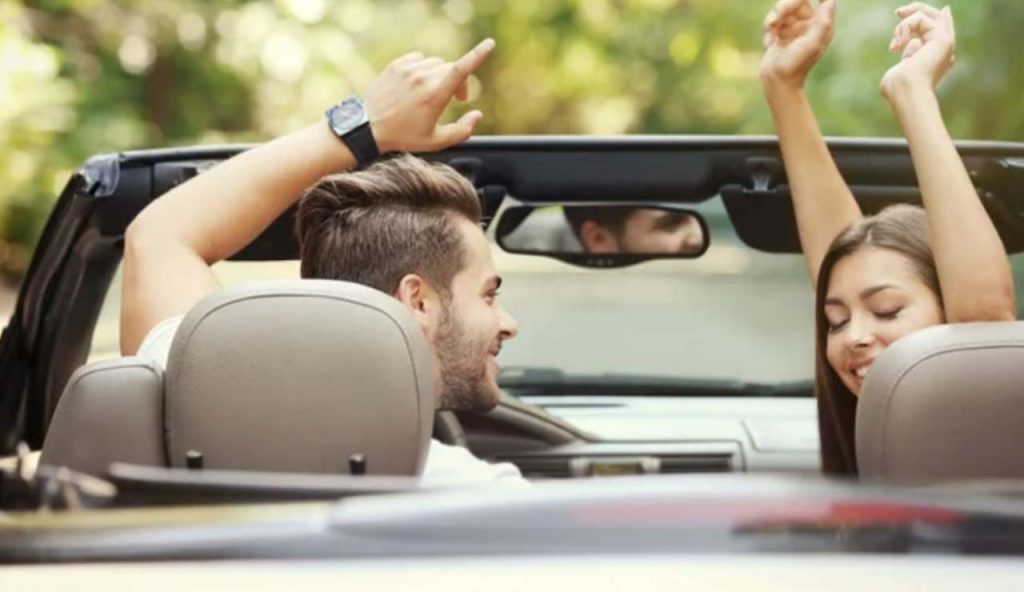 Auto e musica (Depositphotos foto) - www.vehiclecue.it