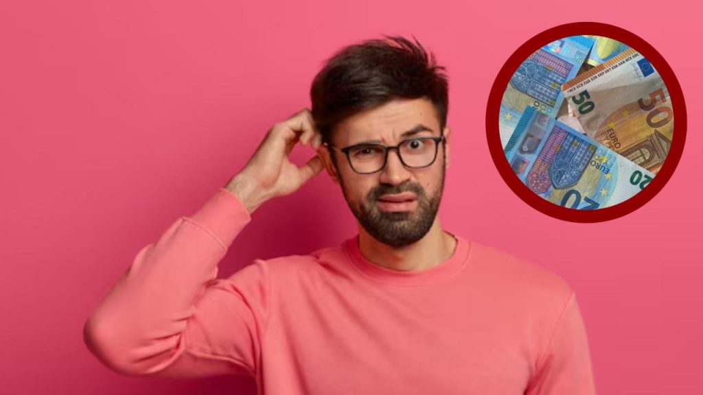 Multato per essersi grattato la testa
