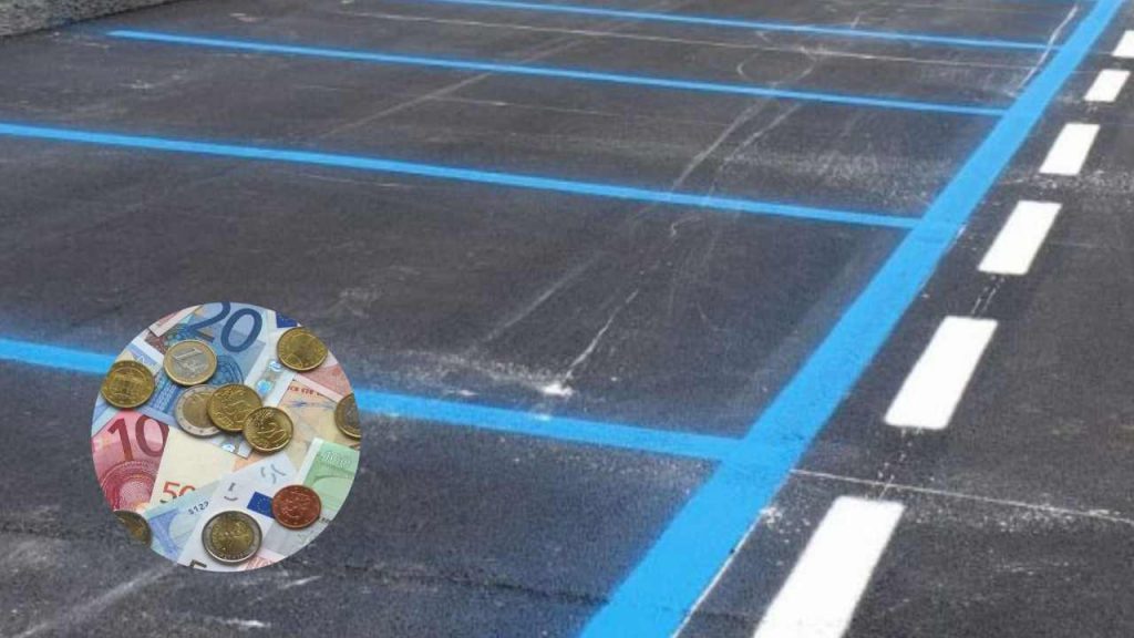 Parcheggi strisce blu