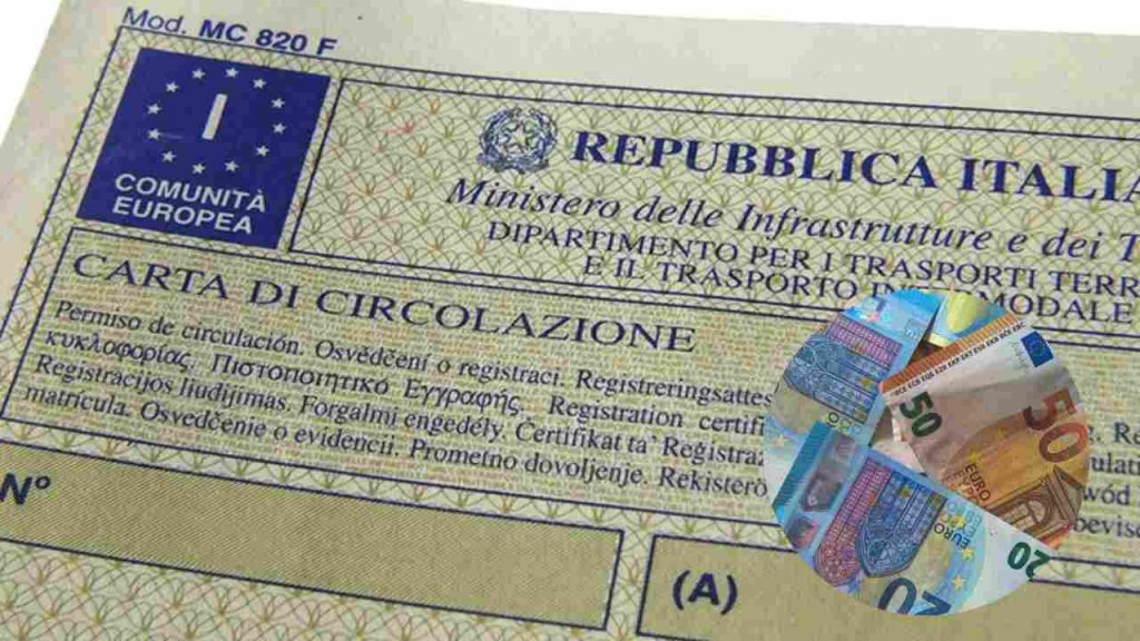 Carta di circolazione e soldi