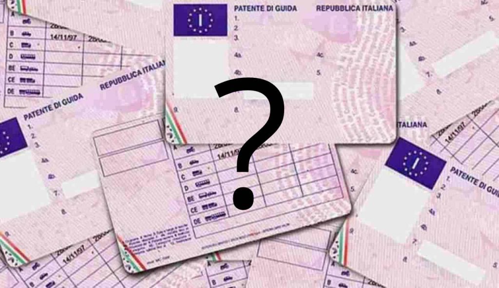 Patente (Ministero delle Infrastrutture e dei Trasporti foto) - www.vehiclecue.it