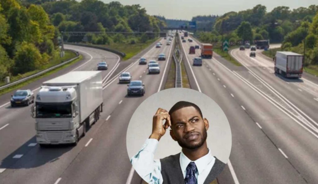 Una regola assurda in autostrada