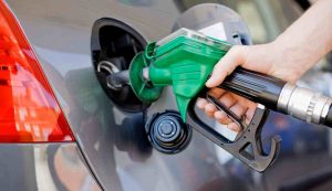 Benzina costo