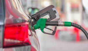 Benzina carburante auto