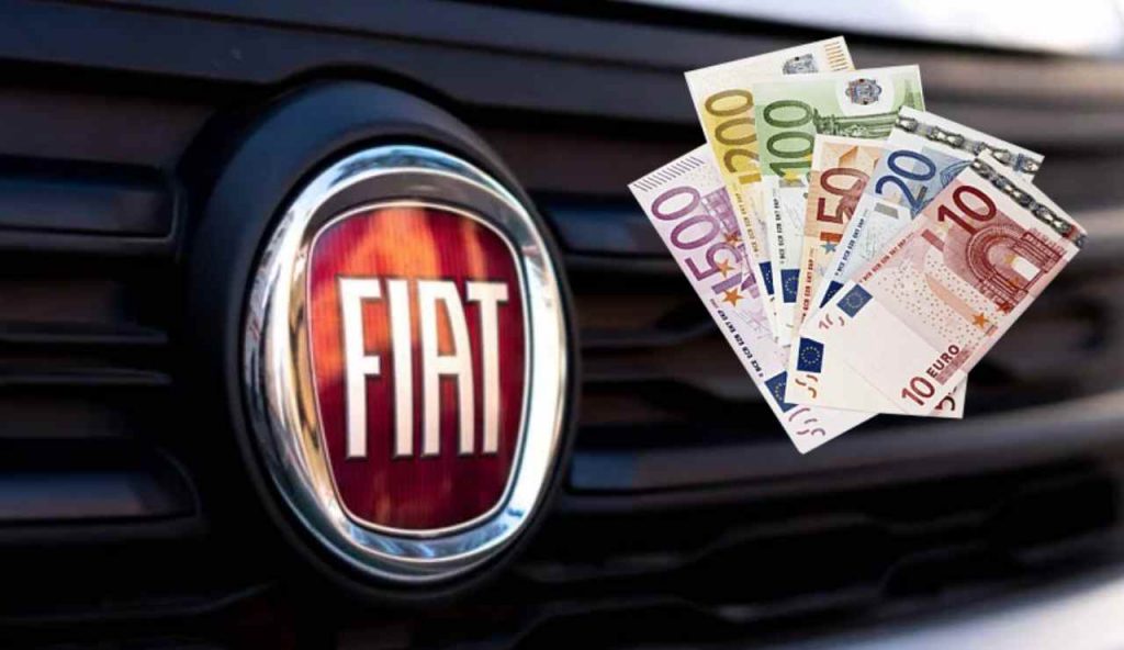 Fiat e soldi (Depositphotos foto) - www.vehiclecue.it