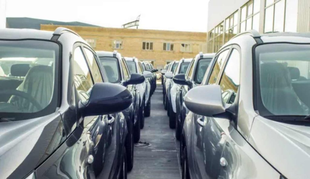 Flotta aziendale (Depositphotos foto) - www.vehiclecue.it