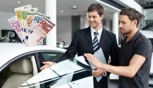 Vendita auto usata (Depositphotos foto) - www.vehiclecue.it