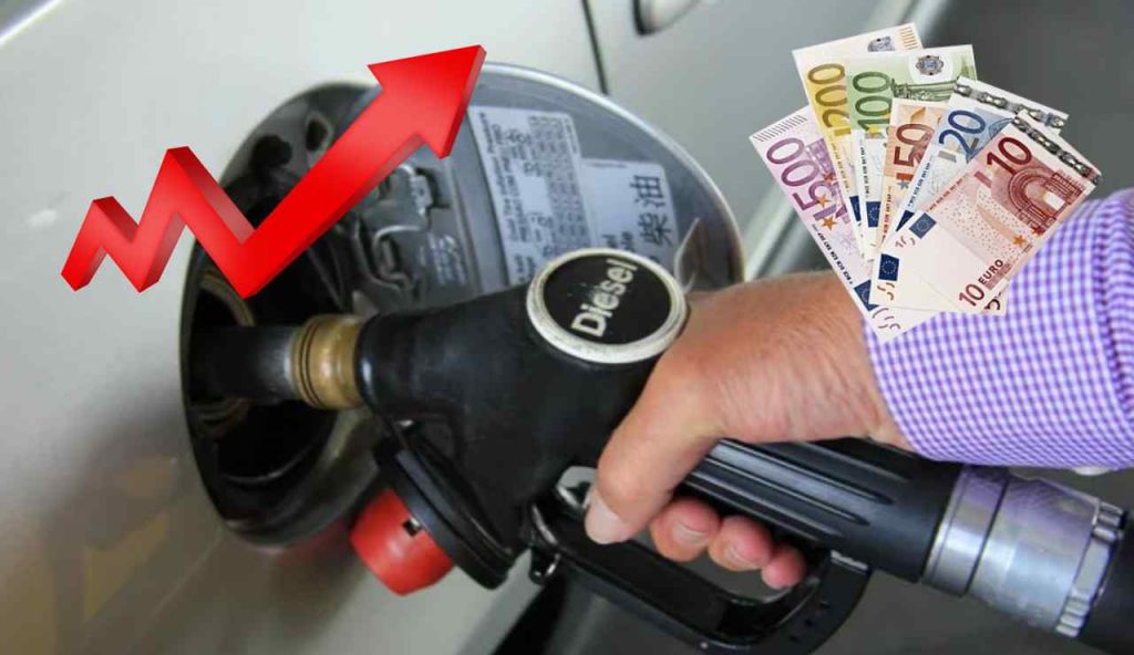 Diesel in aumento (Depositphotos foto) - www.vehiclecue.it